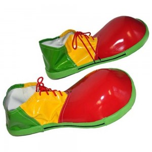 Создать мем: желтые клоунские ботинки, клоунская обувь, клоунская обувь большая