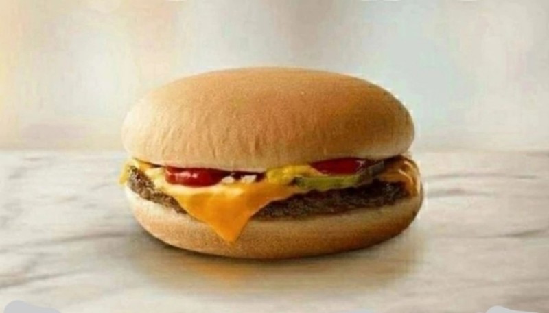 Создать мем: двойной чизбургер макдональдс, макдональдс макфест чизбургер, чизбургер