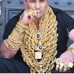 Create meme: Gypsies with gold chains, chain, gold chain