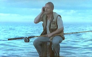Создать мем: особенности национальной рыбалки последний кадр, особенности национальной рыбалки на топляке, особенности национальной рыбалки фильм 1998 русалка