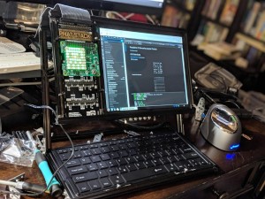 Создать мем: ноутбук, LeCroy, Raspberry Pi