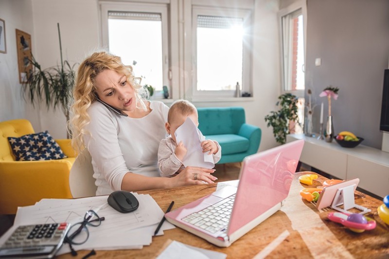 Create meme: what to do on maternity leave, work for mothers on maternity leave at home, hobbies for mom on maternity leave