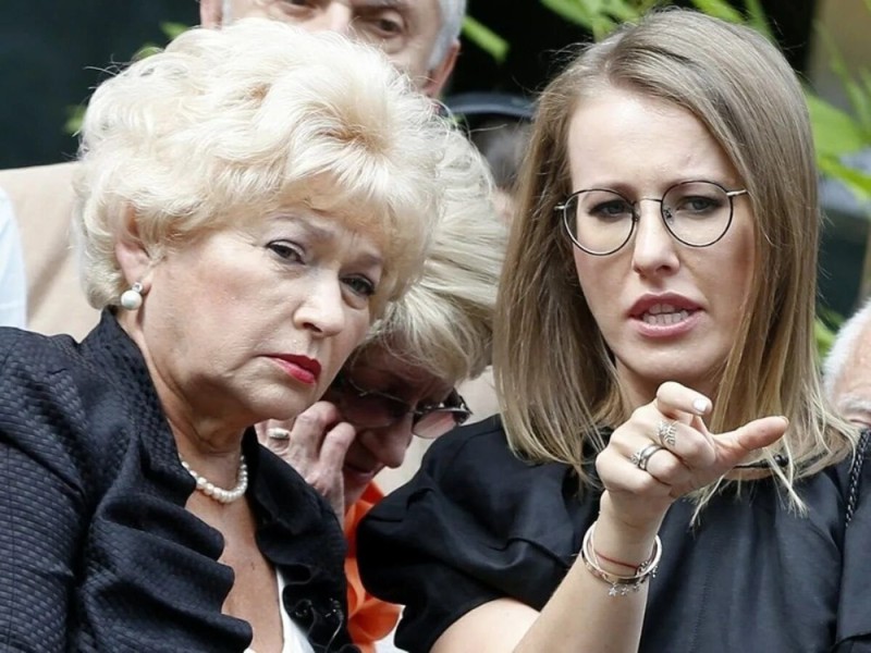 Create meme: Sobchak Lyudmila Narusova, senator lyudmila narusova, Kseniya Anatolyevna Sobchak 