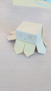 Создать мем: оригами кот коробочка, из бумаги оригами, поделки из бумаги оригами
