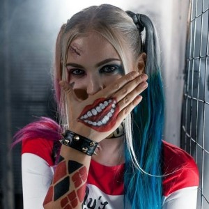 Создать мем: harley quinn cosplay, harley quinn, харли квинн фото крутая