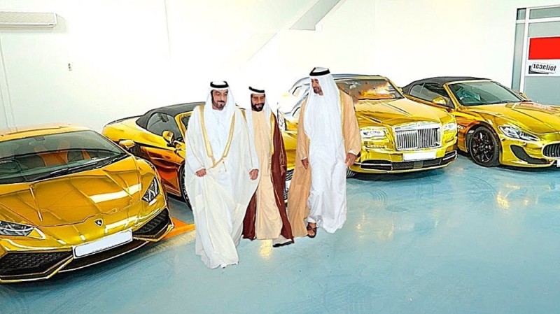 Create meme: Sheikhs in Dubai, The sheikh in Dubai is a millionaire, dubai cars