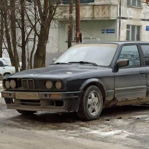 Создать мем: BMW 3er II (E30), bmw e30 первый переход, bmw 3