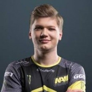 Создать мем: нави симпл, саша симпл, s 1 mple navi