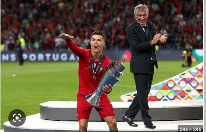 Создать мем: евро 2016 финал награждение, криштиану роналду сборная португалии с кубком, криштиану роналду кубок наций