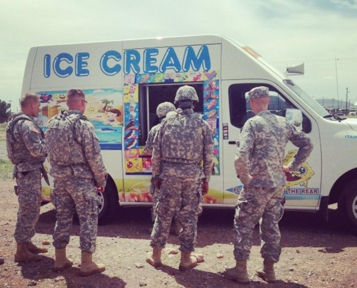 Создать мем: джон ф. кэмпбелл генерал, ice cream truck, армия спасения сша