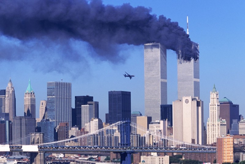 Создать мем: кто взорвал башни близнецы, нью-йорк 11 сентября 2001, башни близнецы 11 сентября 2001