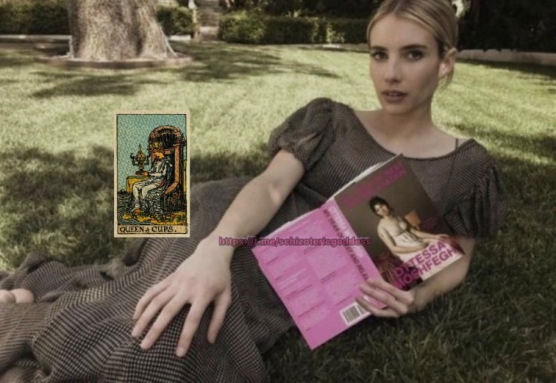 Create meme: emma Roberts, Emma Roberts 2024, emma roberts 