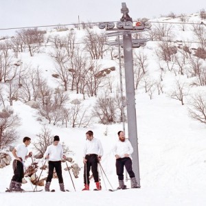 Создать мем: ski resort, Шалом