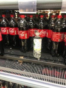 Создать мем: напитки, coca cola 2 л, поддельная кока кола