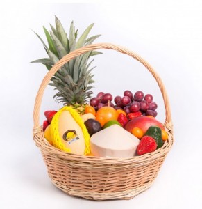 Create meme: fruit, the basket is large, fruit basket