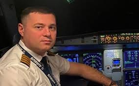Create meme: Sergey Belov pilot of Ural airlines, airbus pilot Yuri Yashin, Sergey Belov Ural Airlines pilot fired