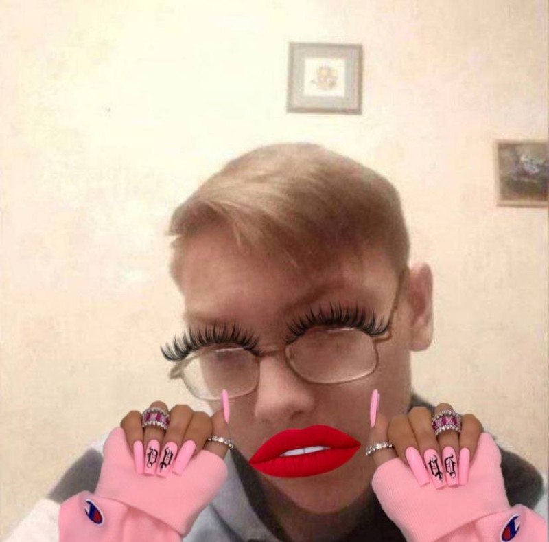 Create meme: pink nails are glamorous, girl , glamorous nails