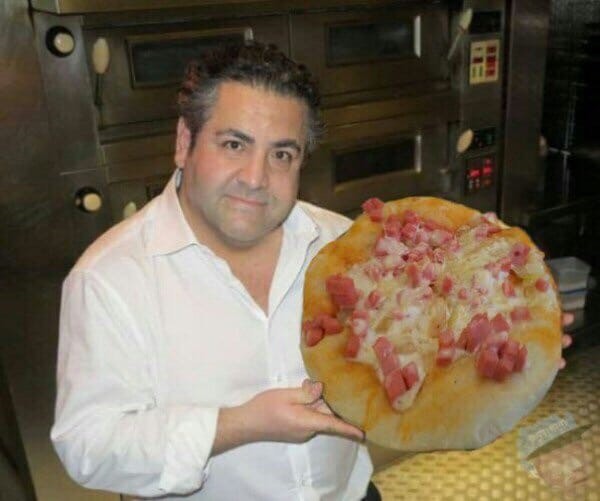 Создать мем: пицца портрет, pizza, пицца