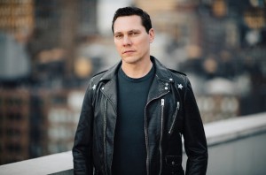 Создать мем: tiesto the business, тиесто, tiesto афиши