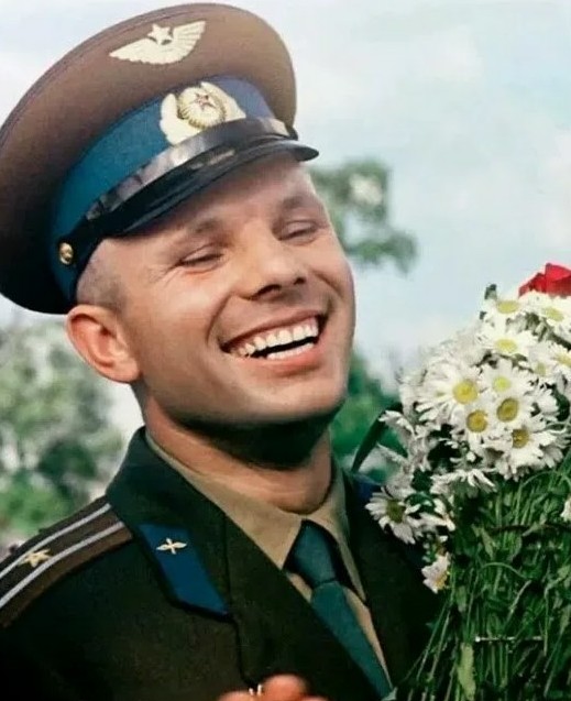 Create meme: Gagarin space, cosmonaut Yuri Gagarin , yuri alekseevich gagarin biography