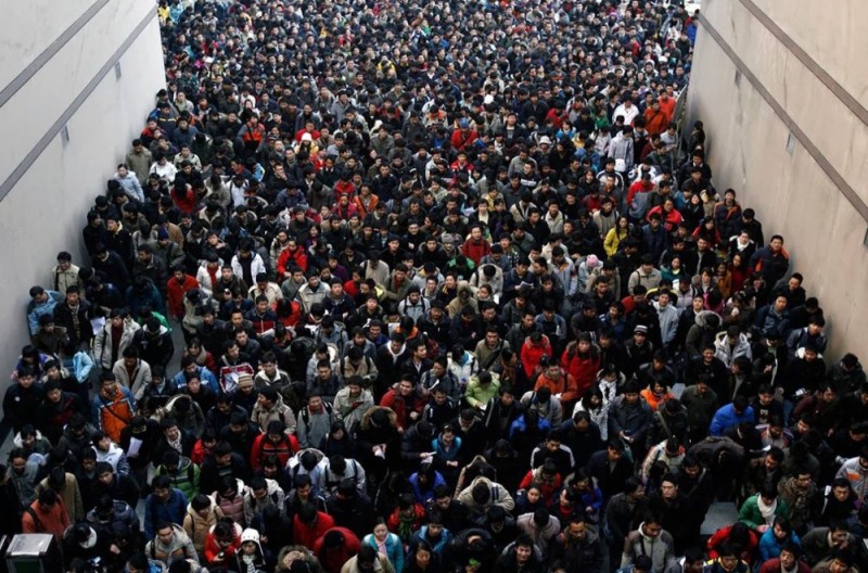 Create meme: a crowd of people, congestion of people, the crowd 