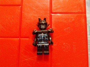 Создать мем: лего черная пантера минифигурка, руки времени ниндзяго лего 70622, лего ниндзяго кай самурай