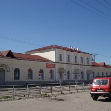 Создать мем: вокзал, здание вокзала, станция петушки владимирская область