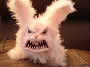 Создать мем: злой зайка, белый и пушистый, злой кролик