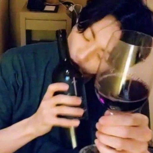 Create meme: chonguk with wine, Jeongguk drinks wine, Jeongguk with a bottle of wine