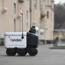 Создать мем: робот курьер яндекс, робот доставка, яндекс робот