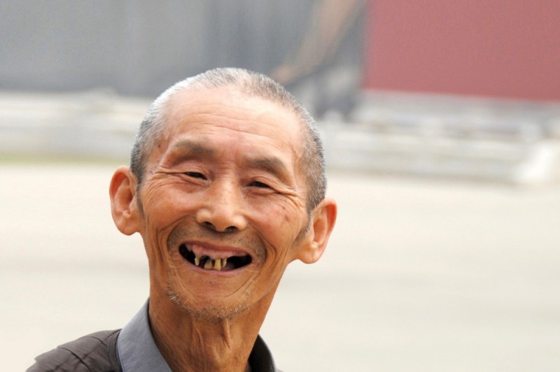 Create meme: chinese face, a Chinese man with narrow eyes, smiling chinese