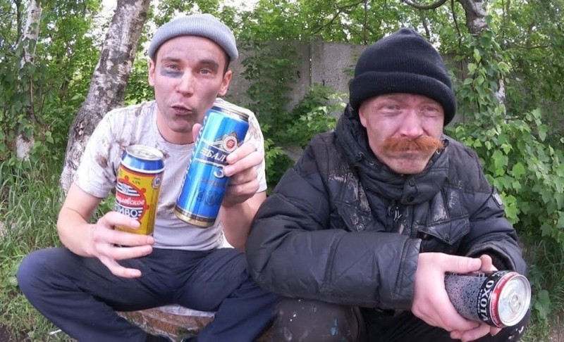 Create meme: funny drunks, homeless man with beer, drunk 