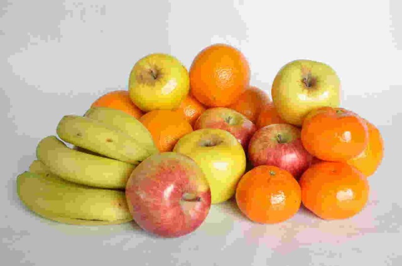 Create meme: apple orange, apple banana, fresh fruit