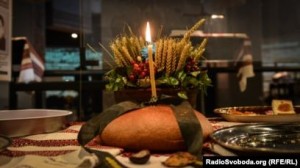 Create meme: table decoration, Christmas meal, food