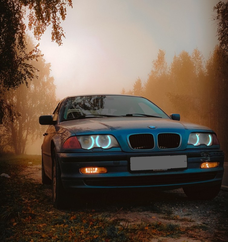 Create meme: BMW 7er III (E38) Restyling , BMW BMW, bmw e39