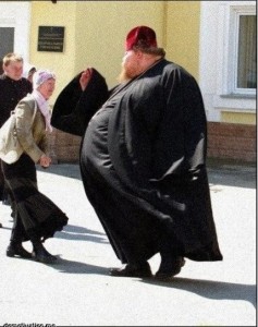 Создать мем: толстый батюшка, толстые священники, жирный священник