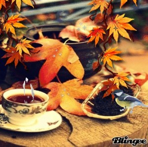 Create meme: cozy autumn pictures, autumn leaves, autumn morning coffee GIF