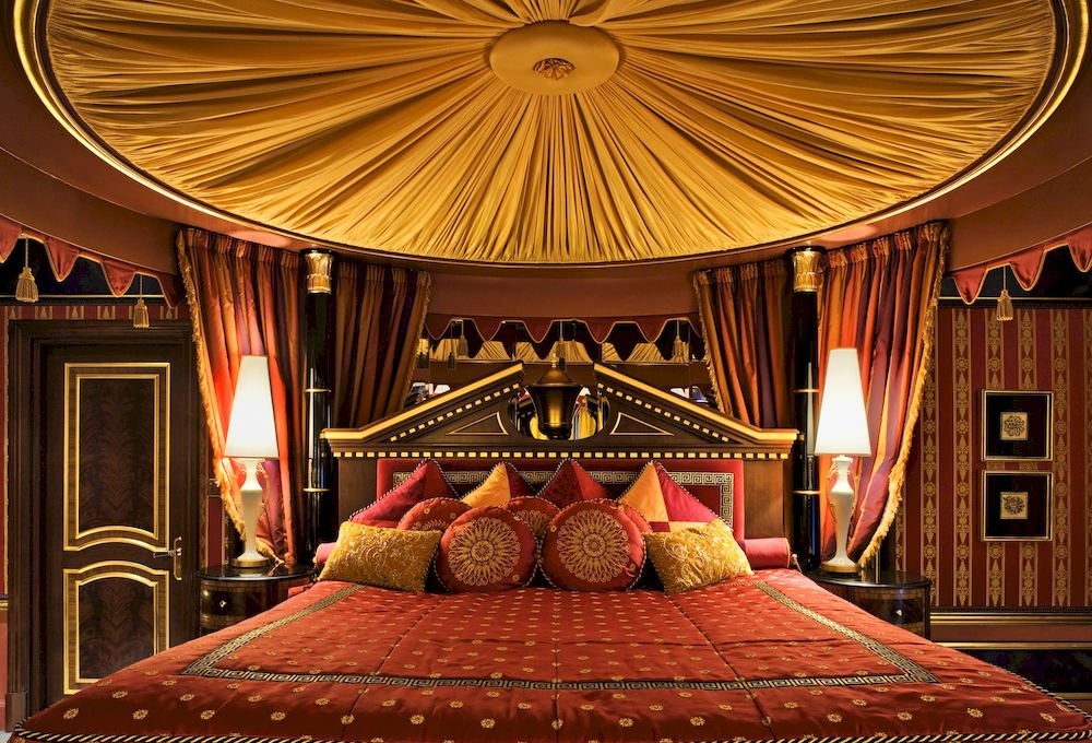 Create meme: Arabic-style bedroom, Arabic style, chic bed