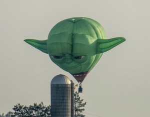 Создать мем: йода воздушный шар над башней мем, воздушный шар, шар