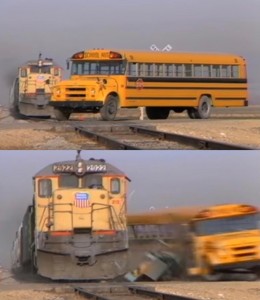 Создать мем: школьный автобус, поезд сбивает школьный автобус, поезд и школьный автобус