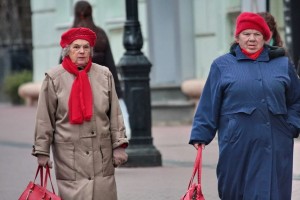 Create meme: the Queen of England, pensioners in Russia, retired