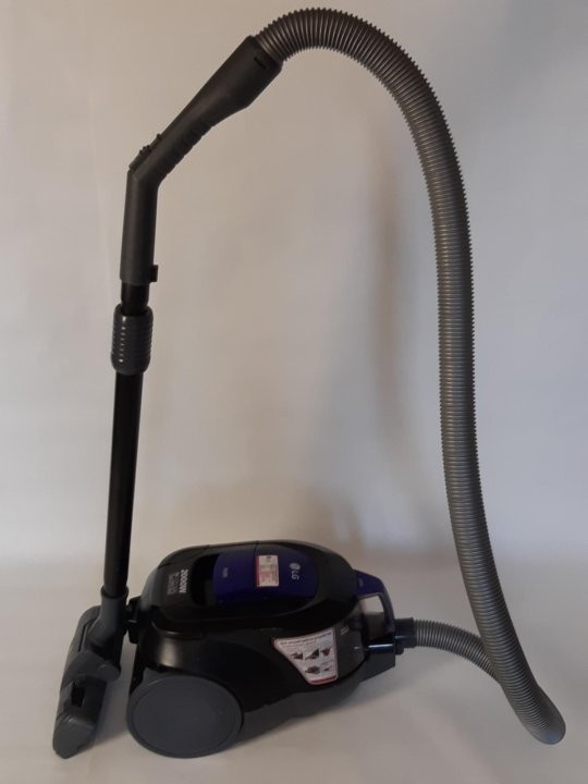 Create meme: samsung vacuum cleaner, lg vacuum cleaner, vacuum cleaner 