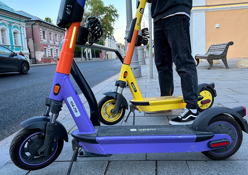 Create meme: electric kick scooter, electric scooters, electric scooters in moscow