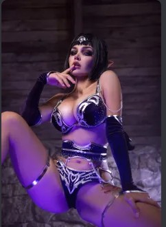 Create meme: danielle vedovelli kitana, Kitana Cosplay +18, explicit cosplay