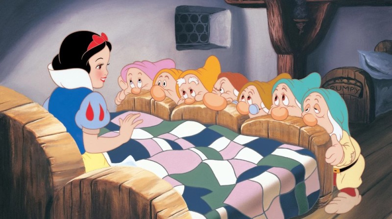 Create meme: walt Disney snow white, snow white and the seven dwarfs , snow white and the seven dwarfs 1937 cartoon