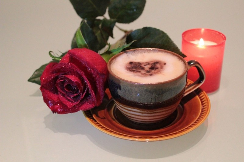 Create meme: coffee roses, rose coffee latte, a cup of coffee and a rose