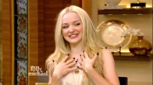 Создать мем: кристин ченоуэт американские боги, evil like me - kristin chenoweth & dove cameronk zk.fm, dove cameron gif