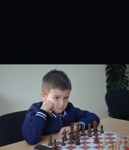 Создать мем: шашки и шахматы, детские шахматные турниры 2018, шахматист