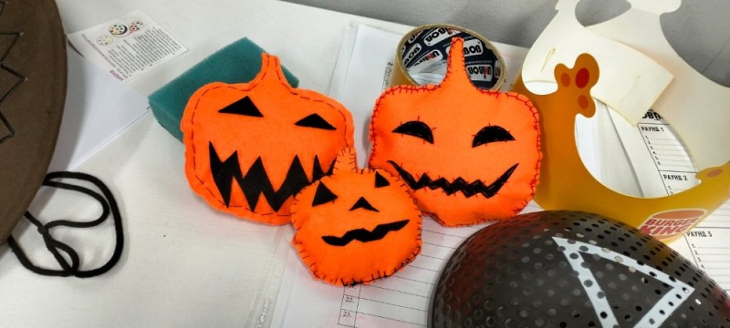 Create meme: DIY Halloween, Halloween , felt pumpkin for halloween