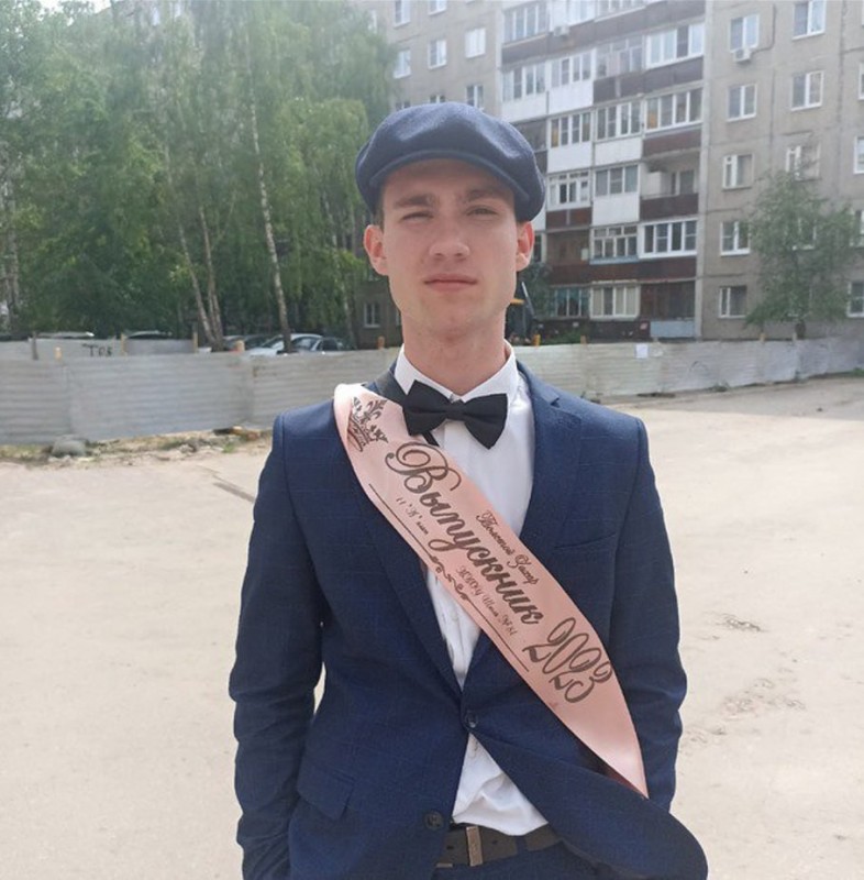 Create meme: boy , Stas Shilov, suit to prom